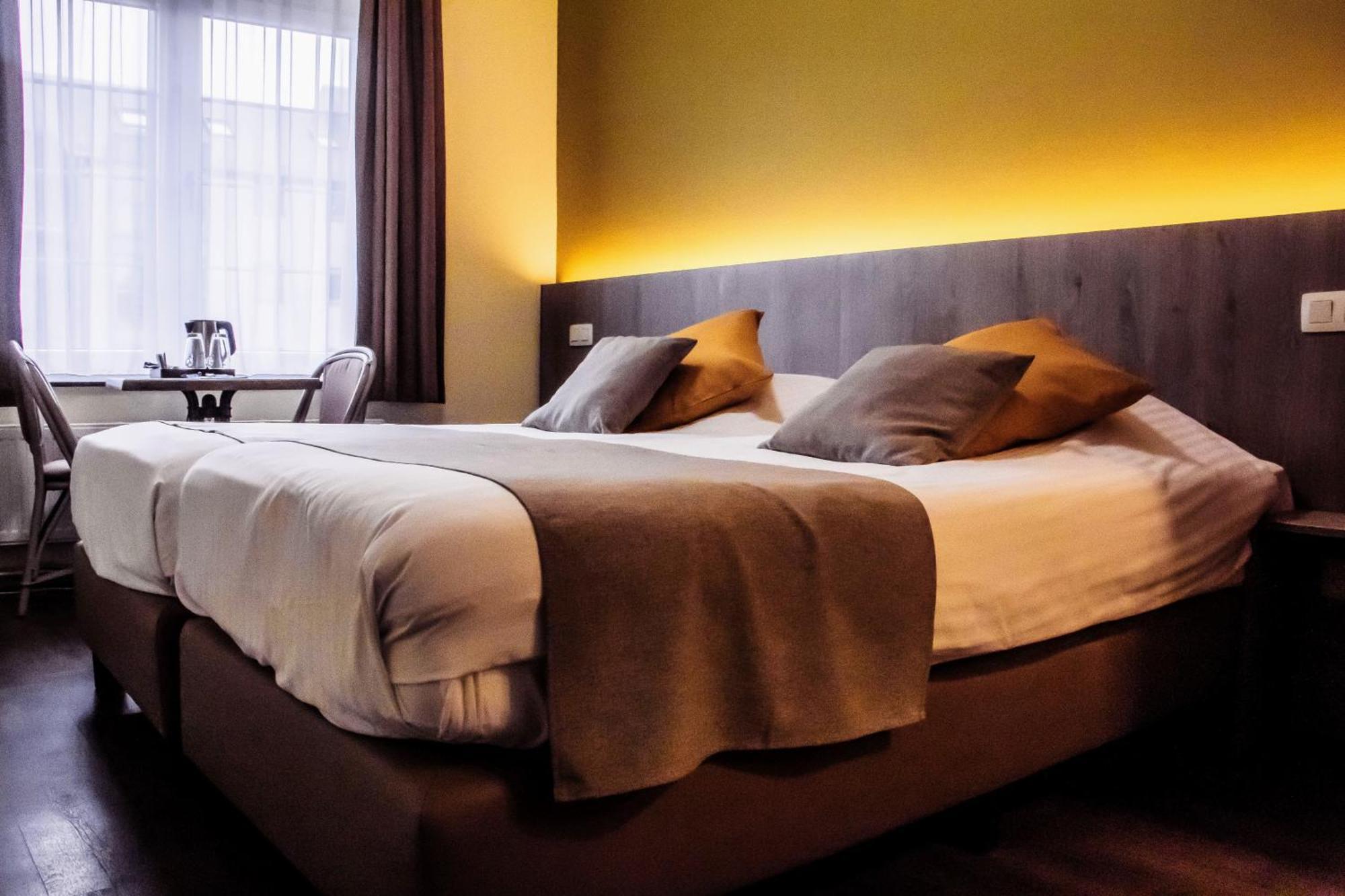 Hotel Des Postes อูฟฟาลีซ ภายนอก รูปภาพ